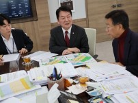  width: 100%; height : 150px